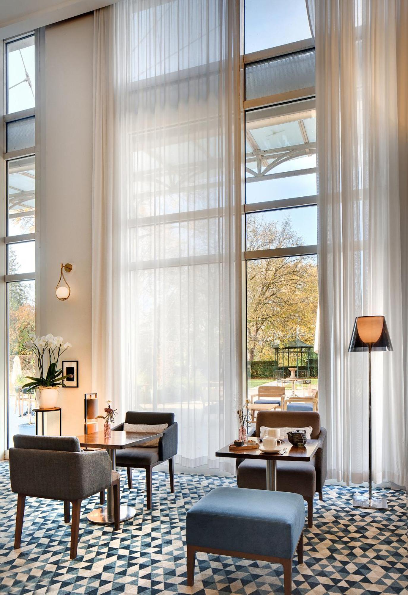 Celestins Spa Thermal & Hotel By Vy Resort Vichy Eksteriør billede A sheer curtain